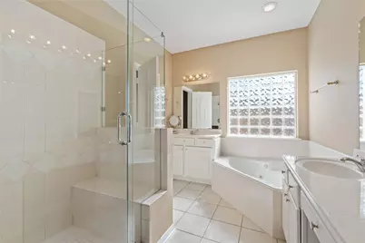 9959 Kemp Forest Drive, Houston, TX 77080 - Photo 25