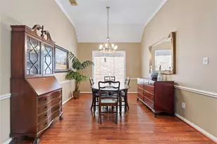 9959 Kemp Forest Dr, Houston, TX 77080 - Photo 11