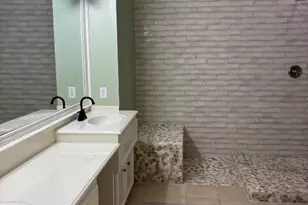 1310 W Webster St, Houston, TX 77019 - Photo 27