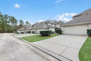 38 Crocus Petal St, The Woodlands, TX 77382 - Photo 5