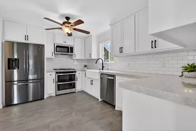417 W Hillary Circle, Sugar Land, TX 77498 - Photo 21
