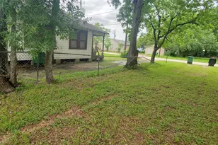 7335 Phillips St, Houston, TX 77088 - Photo 9