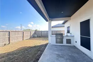7814 Krypton Dr, Corpus Christi, TX 78414 - Photo 5