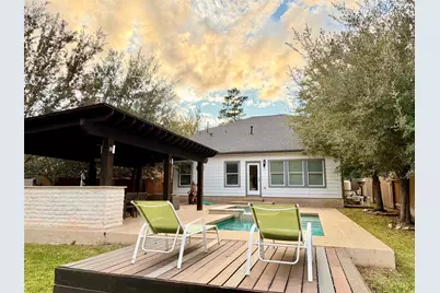 142 E Spindle Tree Circle, The Woodlands, TX 77382 - Photo 3