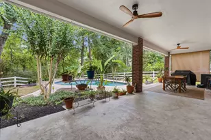 2312 Hollowbrook Ln, Conroe, TX 77384 - Photo 31