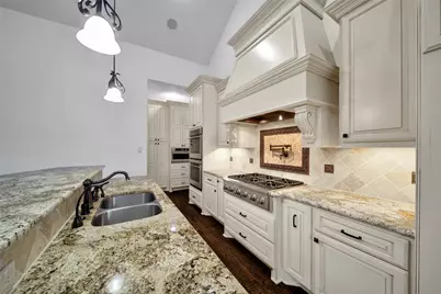 5202 Creekland Circle, Spring, TX 77389 - Photo 13