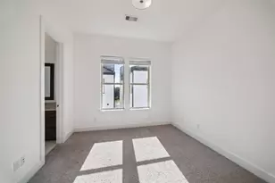 2715 Cohn Garden Ln, Houston, TX 77007 - Photo 17