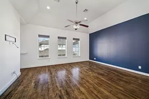2715 Cohn Garden Ln, Houston, TX 77007 - Photo 11