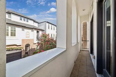 2715 Cohn Garden Lane, Houston, TX 77007 - Photo 5
