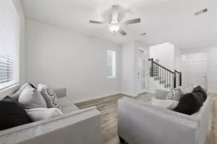 635 Salt Marsh Trl, Kemah, TX 77565 - Photo 5