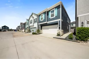 635 Salt Marsh Trl, Kemah, TX 77565 - Photo 1