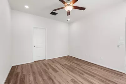 39 Courageous Side Way, Magnolia, TX 77354 - Photo 17