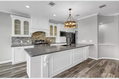 12394 Pebble View Drive, Conroe, TX 77304 - Photo 13