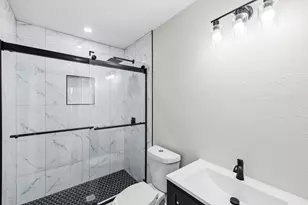 5213 Shirley St, Baytown, TX 77521 - Photo 21