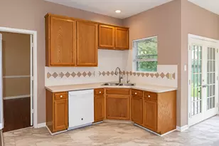 1503 Pine Ridge Ln, Pearland, TX 77581 - Photo 7
