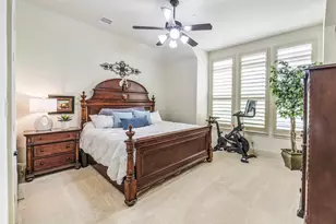 18 Windsor Ct, Houston, TX 77055 - Photo 27