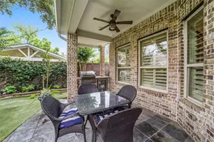 18 Windsor Ct, Houston, TX 77055 - Photo 35