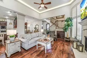 18 Windsor Ct, Houston, TX 77055 - Photo 7