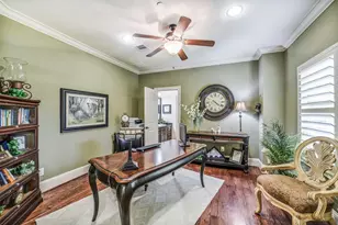 18 Windsor Ct, Houston, TX 77055 - Photo 25