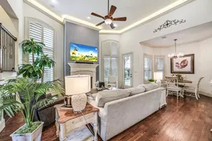 18 Windsor Ct, Houston, TX 77055 - Photo 5
