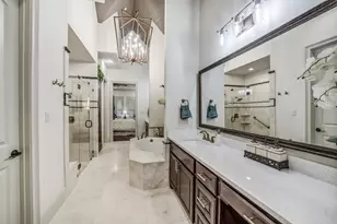 18 Windsor Ct, Houston, TX 77055 - Photo 23