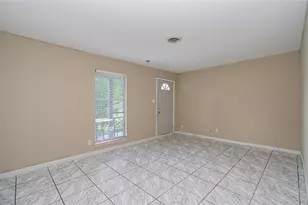 510 Roper St, Houston, TX 77034 - Photo 9
