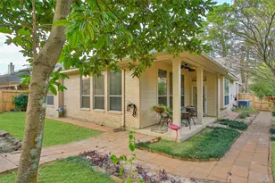 135 E Northcastle Cir, Conroe, TX 77384 - Photo 27