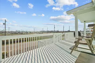 85 Santar Loop, Surfside Beach, TX 77541 - Photo 3