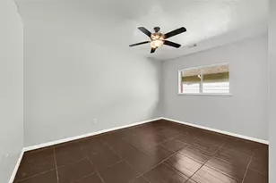 1831 Mickle Creek Dr, Houston, TX 77049 - Photo 19