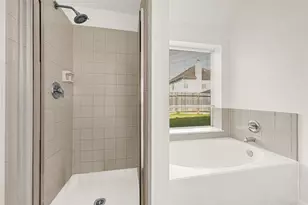 1831 Mickle Creek Dr, Houston, TX 77049 - Photo 15