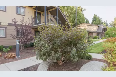 1108 NE Rose St #50, Phoenix, OR 97535 - Photo 3