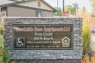 1108 NE Rose St, Phoenix, OR 97535 - Photo 7