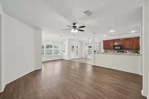 28518 Ashlyn Ridge Ln, Spring, TX 77386 - Photo 17