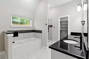 9319 Spaulding St, Houston, TX 77016 - Photo 19