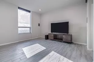 5100 San Felipe St, Houston, TX 77056 - Photo 15