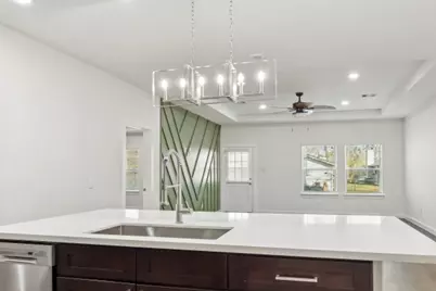 527 Autumn Lane, Livingston, TX 77351 - Photo 11