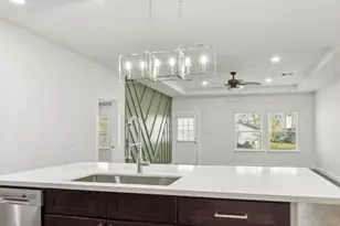 527 Autumn Ln, Livingston, TX 77351 - Photo 11