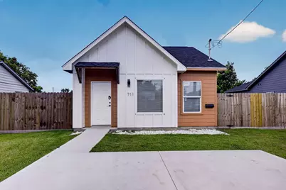 711 Rosedale Street, La Marque, TX 77568 - Photo 1