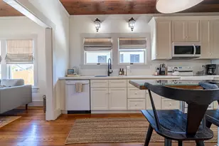 3825 Ave N 1/2, Galveston, TX 77550 - Photo 9