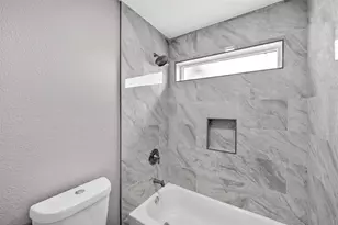 12303 Shelwick Dr, Houston, TX 77031 - Photo 19