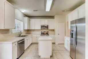 8022 Willancy Ln, Houston, TX 77095 - Photo 9