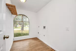 17903 Nanes Dr, Houston, TX 77090 - Photo 31