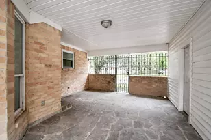 17903 Nanes Dr, Houston, TX 77090 - Photo 11