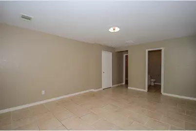 11711 Wainscot Court, Houston, TX 77038 - Photo 15