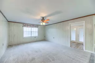 323 Lakeview Dr, Onalaska, TX 77360 - Photo 13