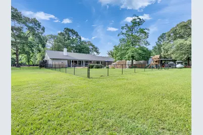 9644 Fosters Bend, Cleveland, TX 77328 - Photo 9