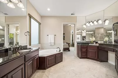 2915 Sentry Oak Way, Sugar Land, TX 77479 - Photo 19