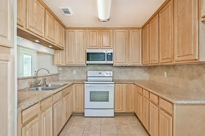 1113 N Heron Drive, Seabrook, TX 77586 - Photo 13