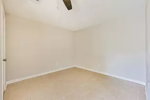 1113 N Heron Dr, Seabrook, TX 77586 - Photo 17