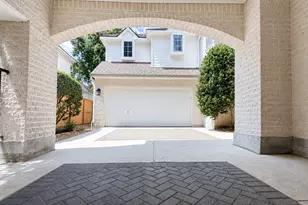 18 Doeskin Pl, The Woodlands, TX 77382 - Photo 5